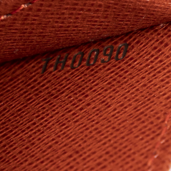 Louis Vuitton Tribeca Mini - Picture 9 of 9